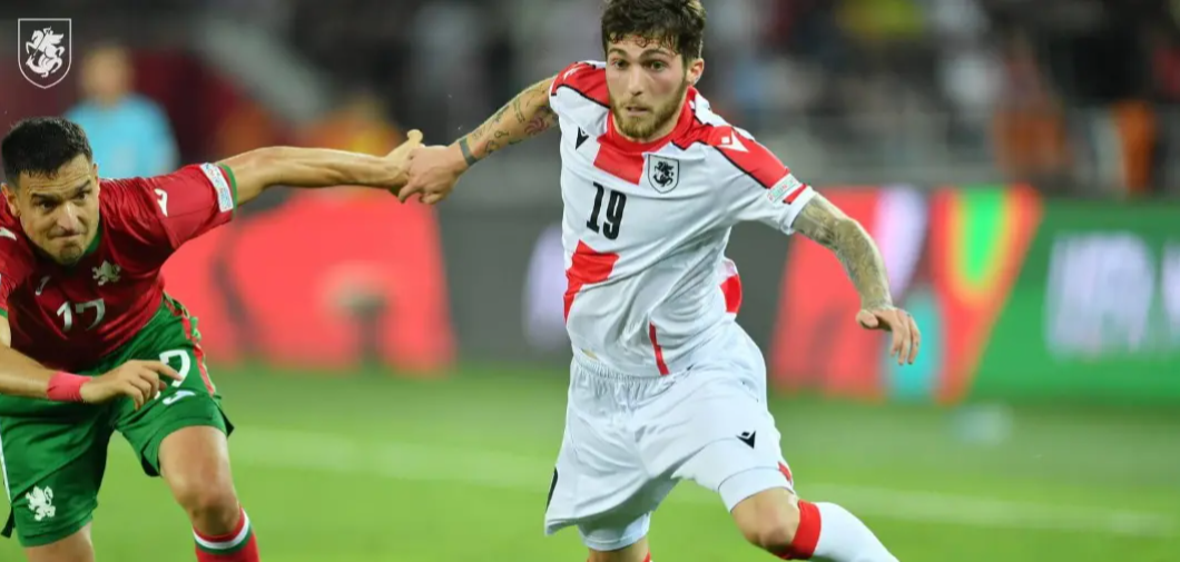 Football georgia photos. Португалия люксембург. Счет матча грузия португалия сегодня. Португальские футболисты молодые. Испания чм 2022.